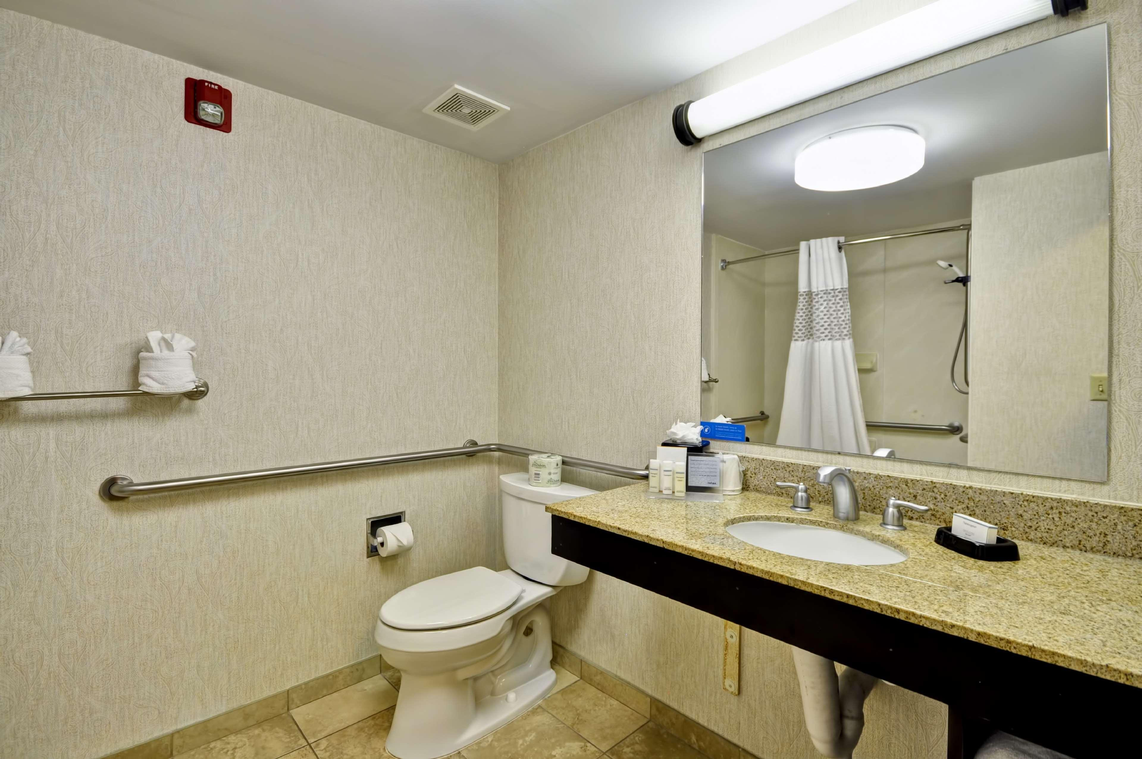 Hampton Inn & Suites Memphis East Germantown Area Екстериор снимка